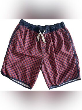 Fair Harbor Red and Navy Scallop-Print Swim Trunks
